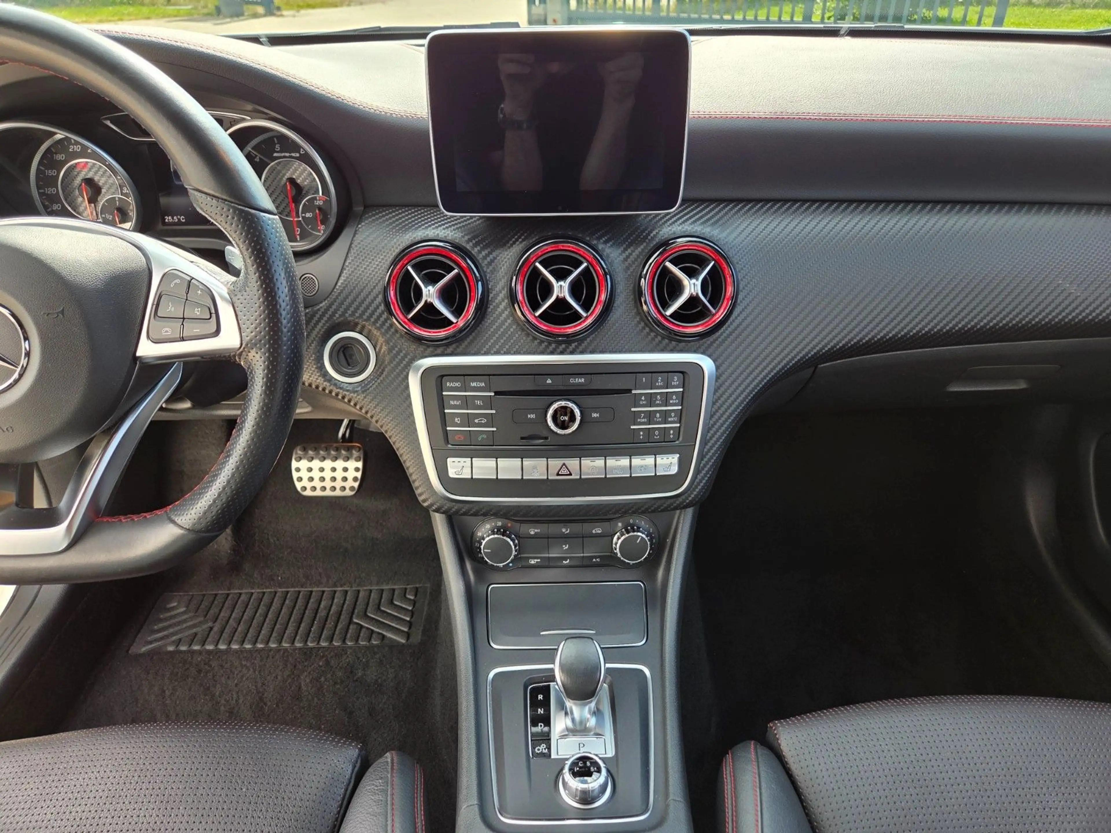 Mercedes-Benz A 45 AMG 4Matic Sport, LED, *AMG*AGA* — photo 15