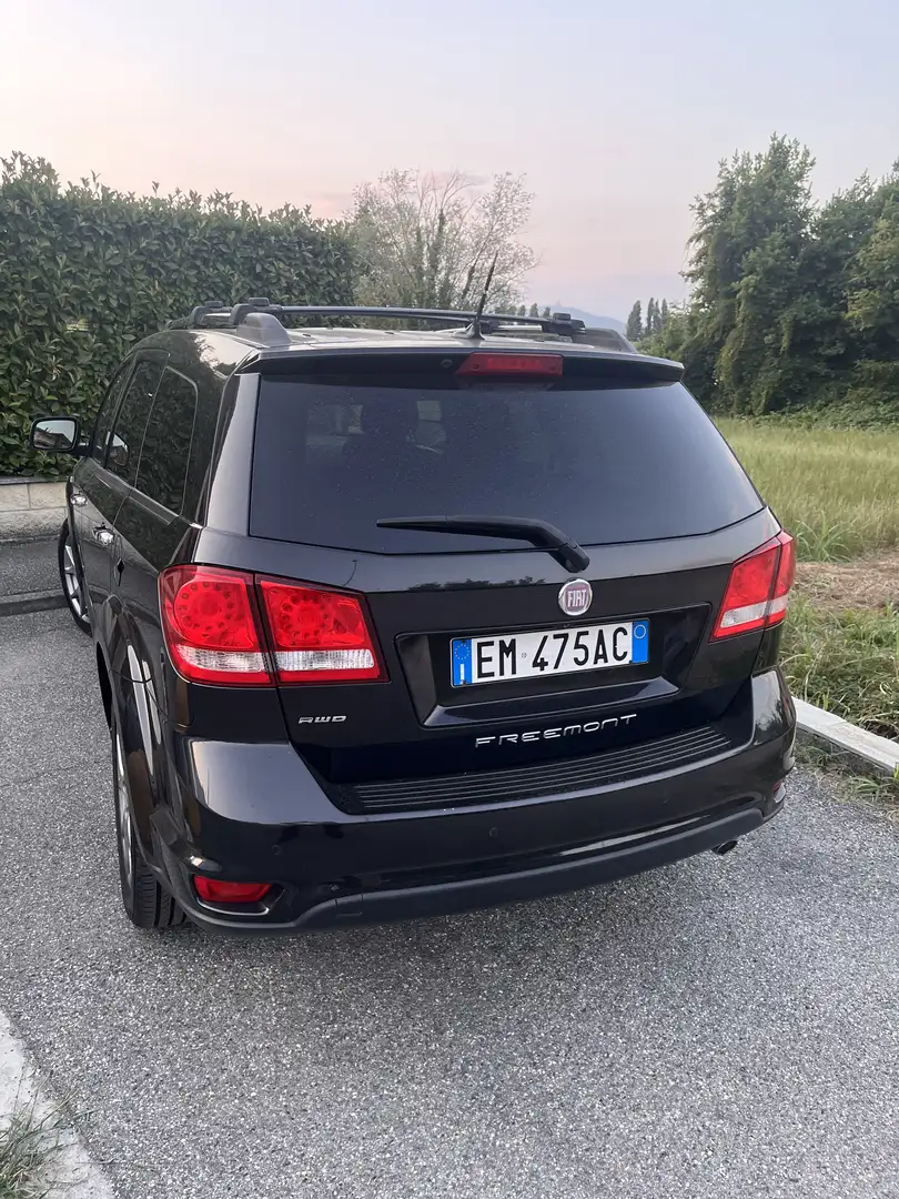 Fiat Freemont Freemont 2.0 mjt 16v Lounge 4x4 170cv auto Nero - 2