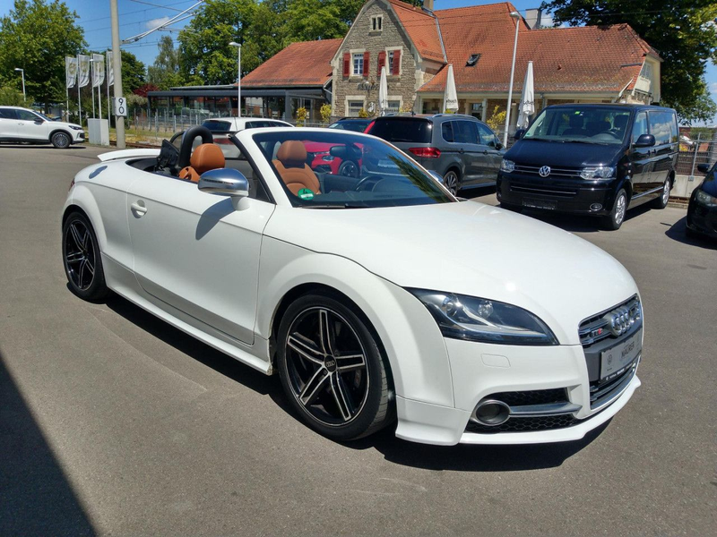 Audi TT S Roadster 2,0 TFSI S-tronic Navi Xenon Leder — photo 4