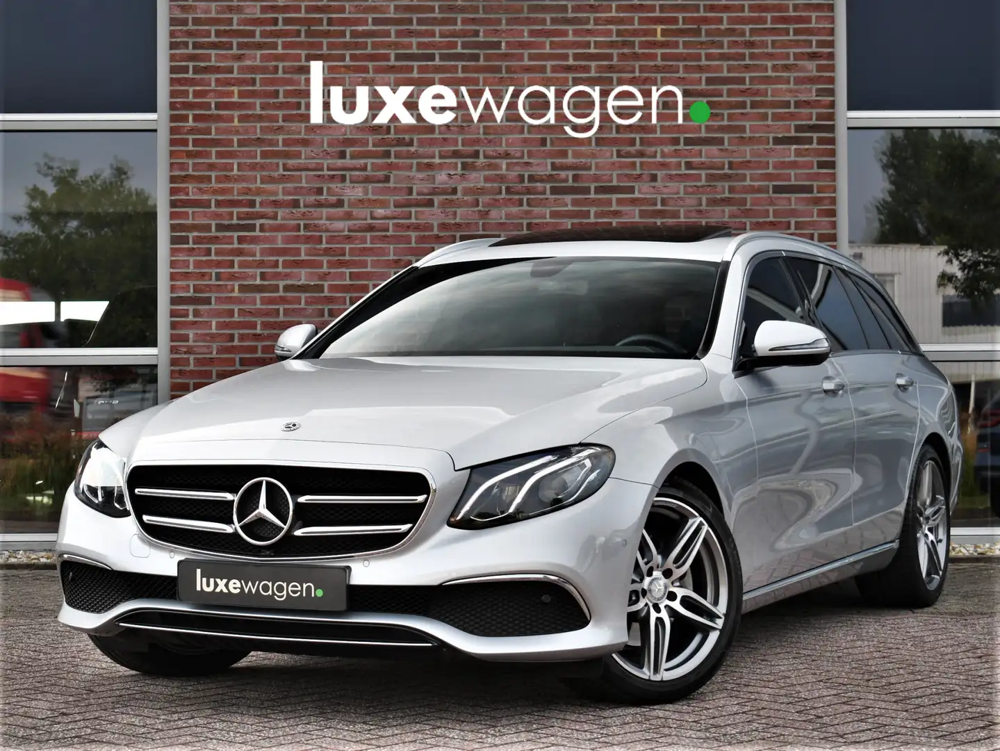 Mercedes-Benz E 200 Estate Avantgarde Sport El-dak 19inch-AMG Alarm4 L Grijs - 1