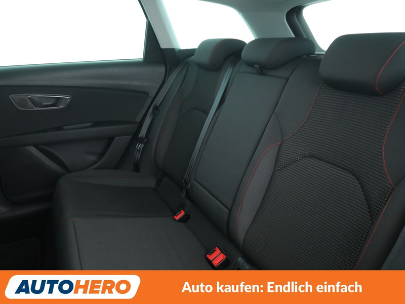 SEAT Leon 1.5 TSI ACT FR Aut.*PANO*BEATS*NAVI*PDC*SHZ*TEMPO* — photo 15