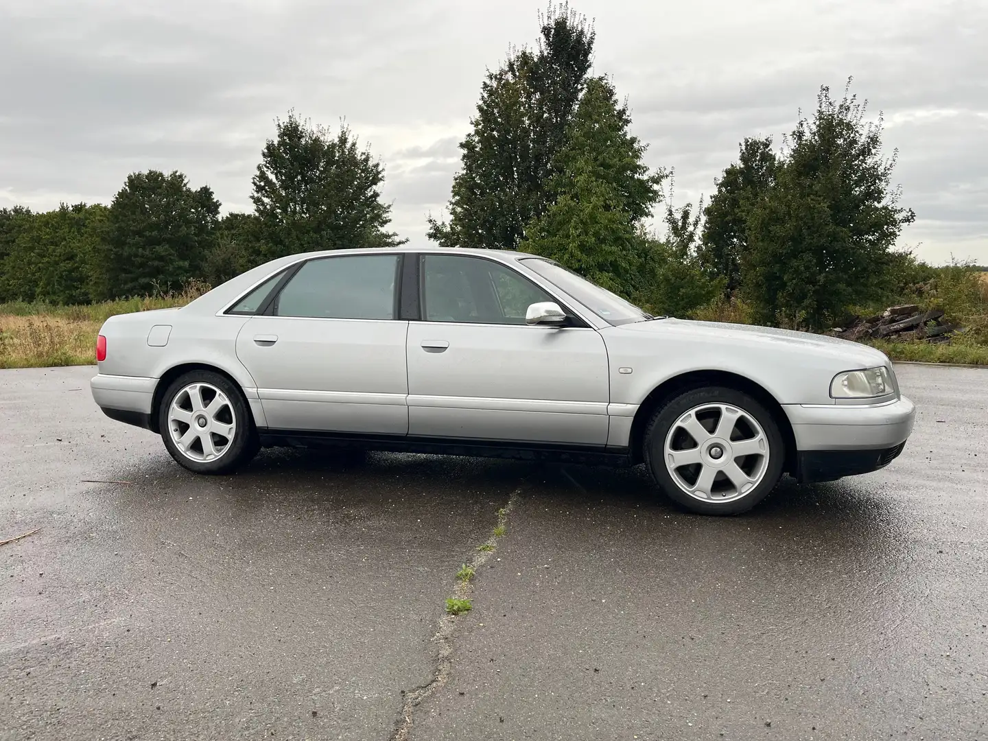 Audi A8 4.2 LANG orig. 240 Tkm VOLL W12 D2 TÜV neu!! S8 Argent - 2