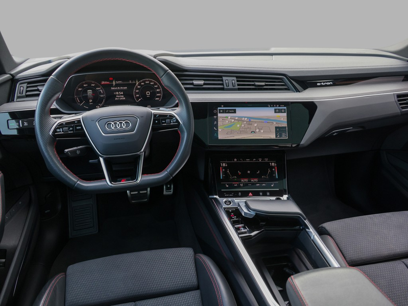 Audi Q8 S line 50 e-tron quattro 250 kW — photo 18