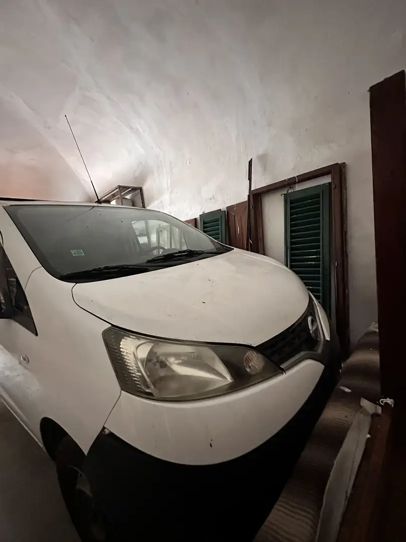 Nissan NV200 - 1
