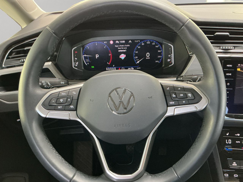 Volkswagen Touran 2.0 TDI DSG Comfortline, IQ.DRIVE, RFK Navi — photo 14