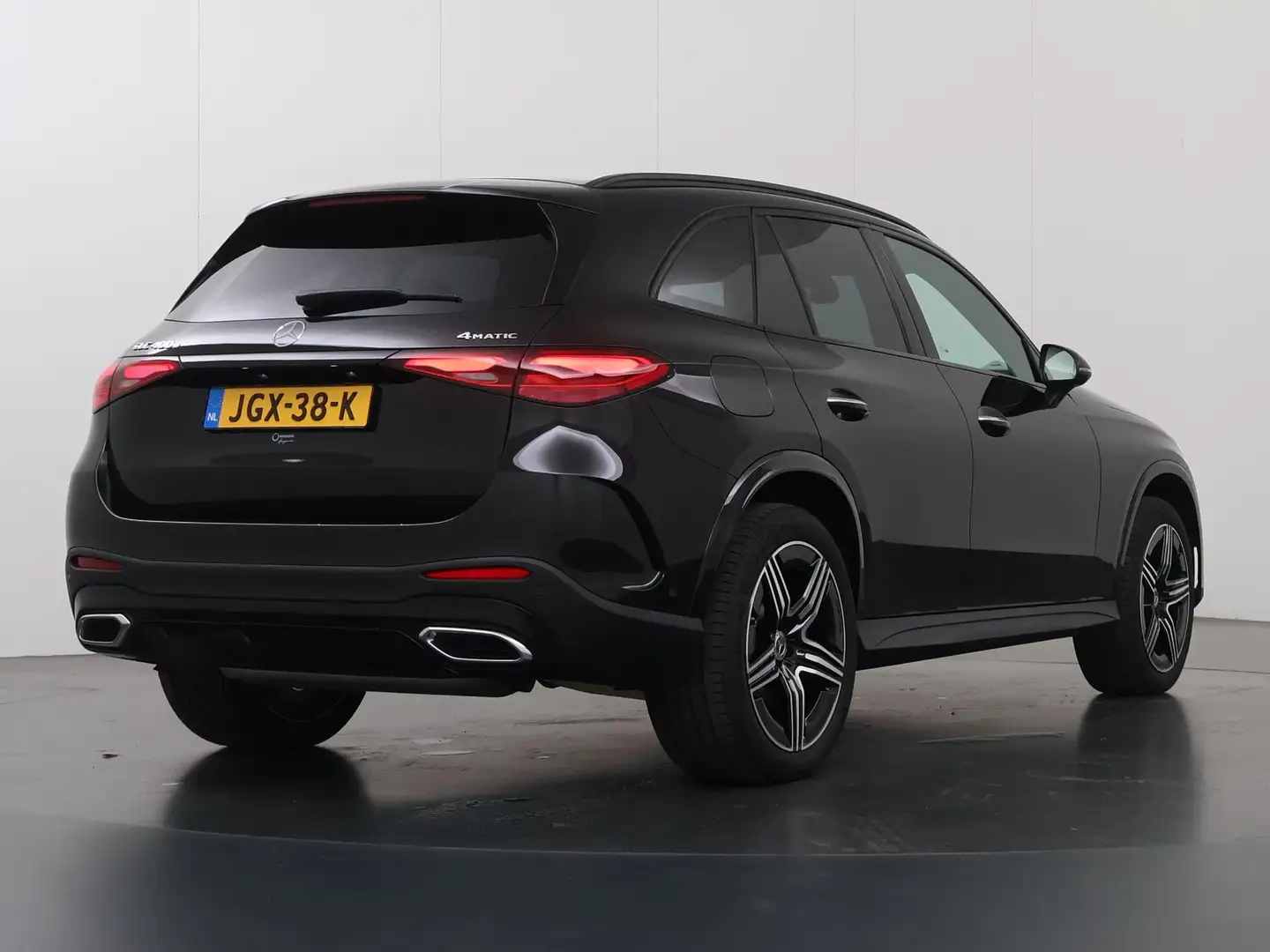 Mercedes-Benz GLC 400 400e 4MATIC Sport Edition | Panoramaschuifdak | Pr Zwart - 2