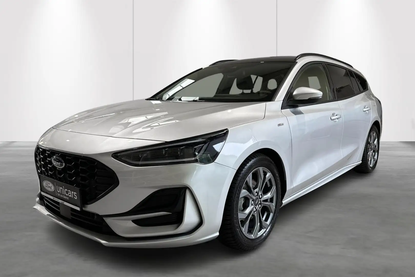Ford Focus Clipper 1.0 EcoBoost Hybrid ST Line Silber - 1