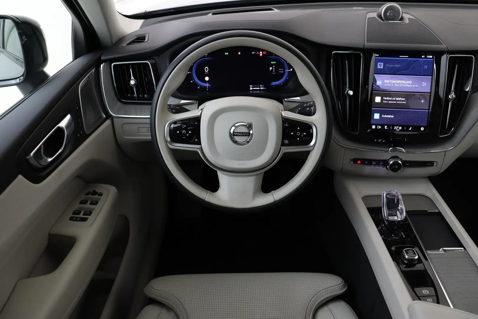 Volvo XC60 T6 PLUG-IN HYBRID AWD ULTRA DARK -PANO.DAK|BOWERS& Grijs - 2