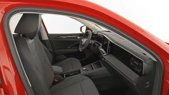 Volkswagen Tiguan view 10