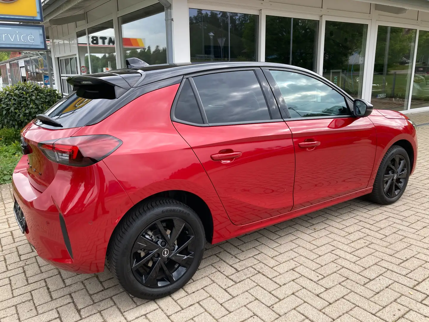 Opel Corsa GS Rot - 2