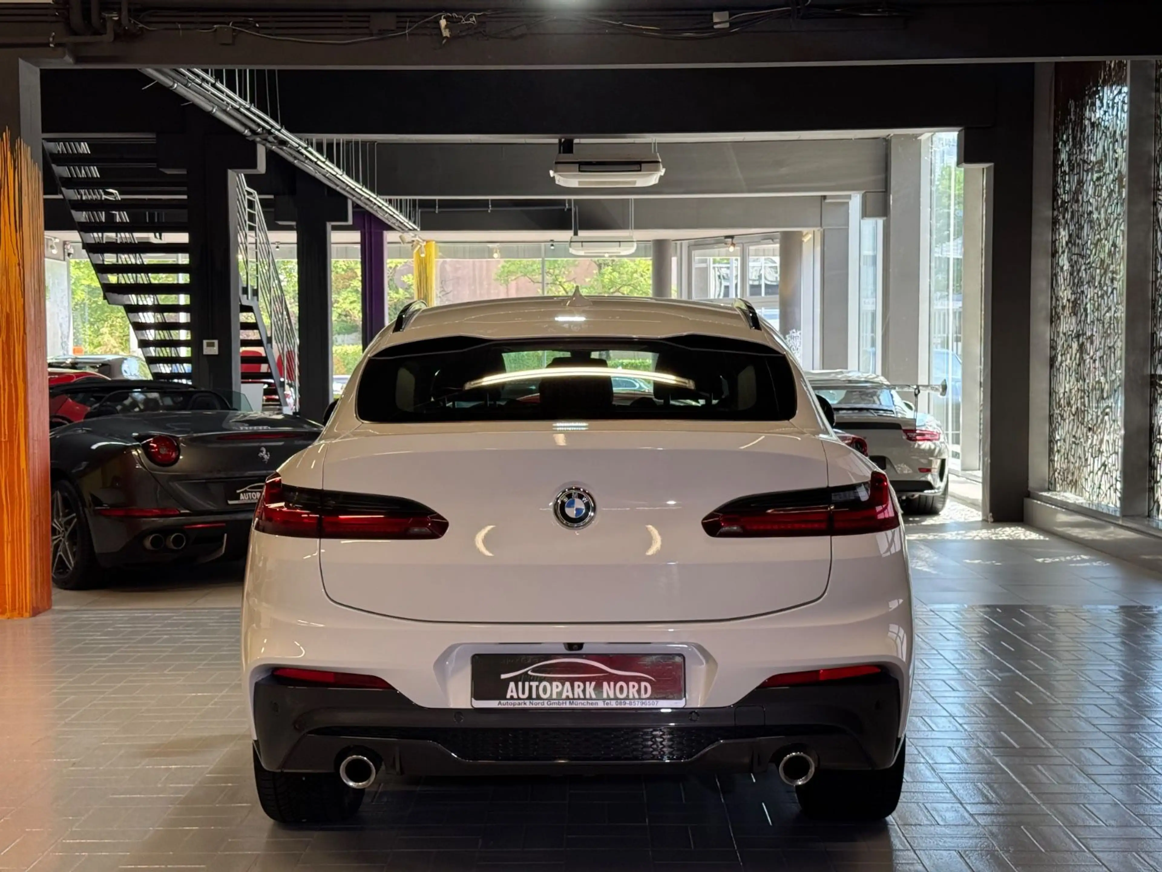 BMW X4 xDrive 20i M Sport Aut. LED~HEADUP~KAMERA~ — photo 6