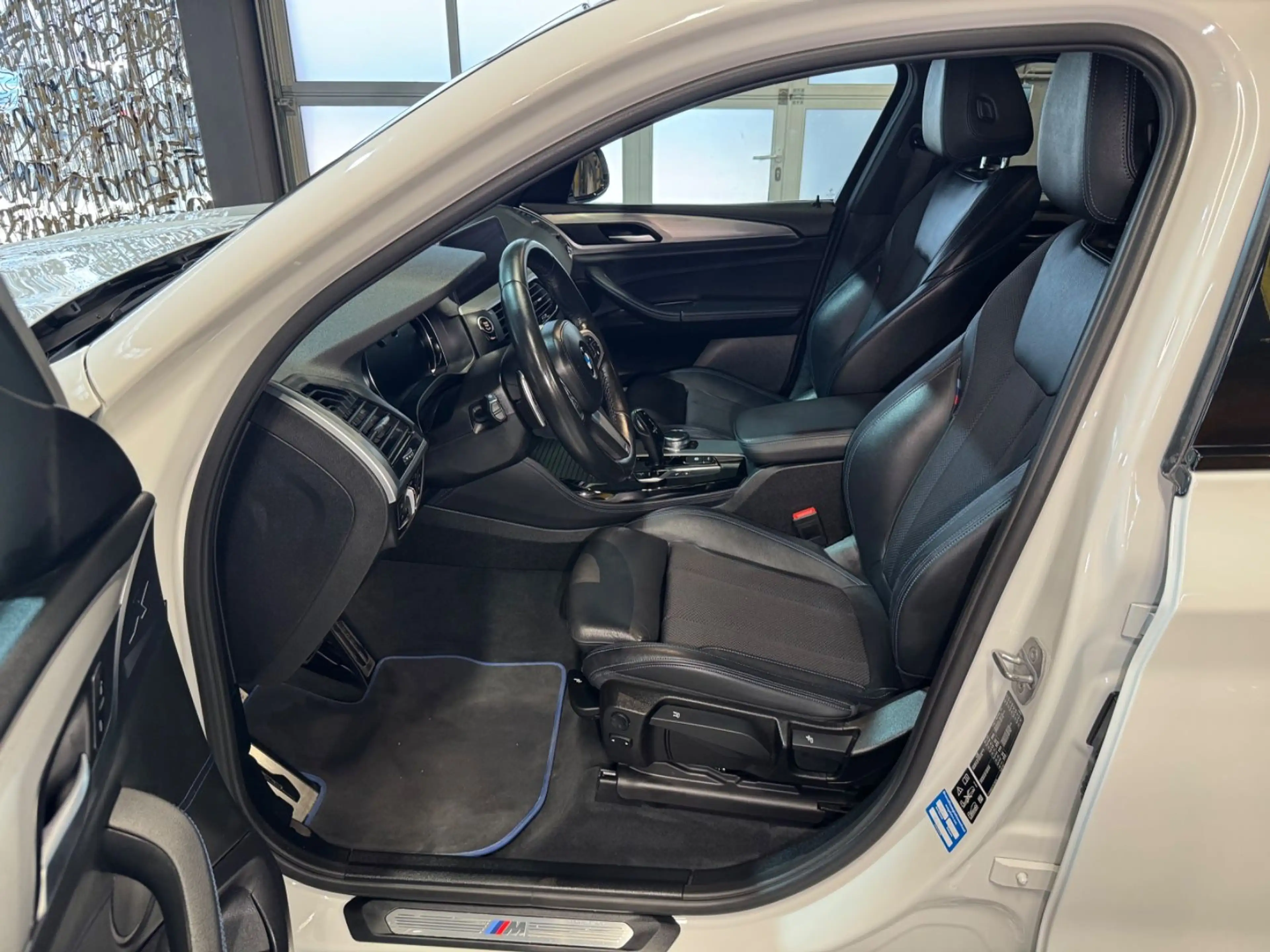 BMW X4 xDrive 20i M Sport Aut. LED~HEADUP~KAMERA~ — photo 13