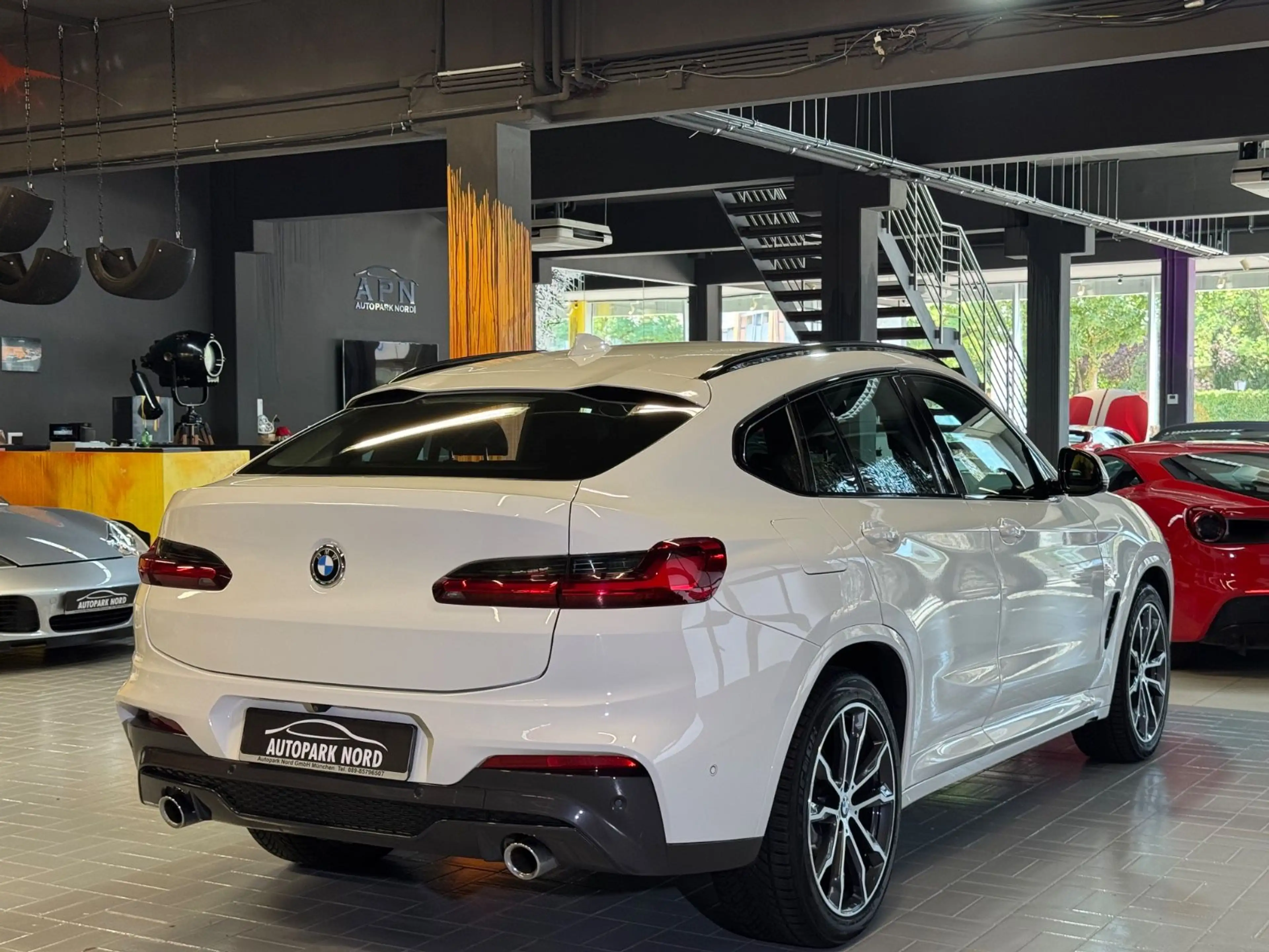 BMW X4 xDrive 20i M Sport Aut. LED~HEADUP~KAMERA~ — photo 7