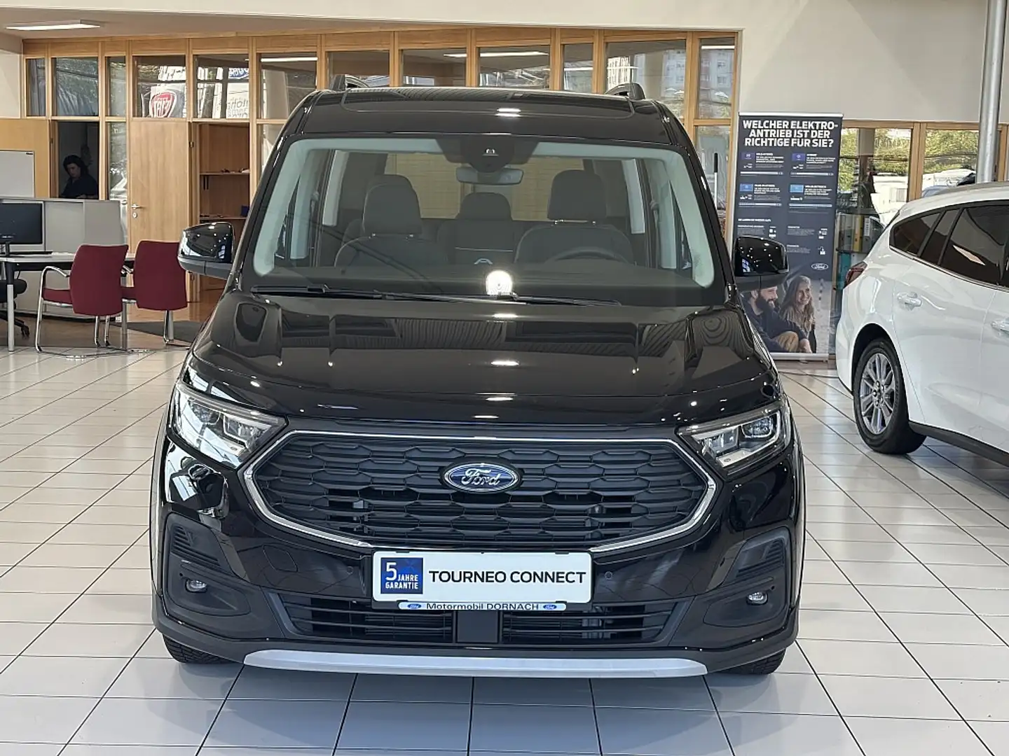 Ford Grand Tourneo Connect 1,5 EcoBoost PHEV L2 Active Noir - 2