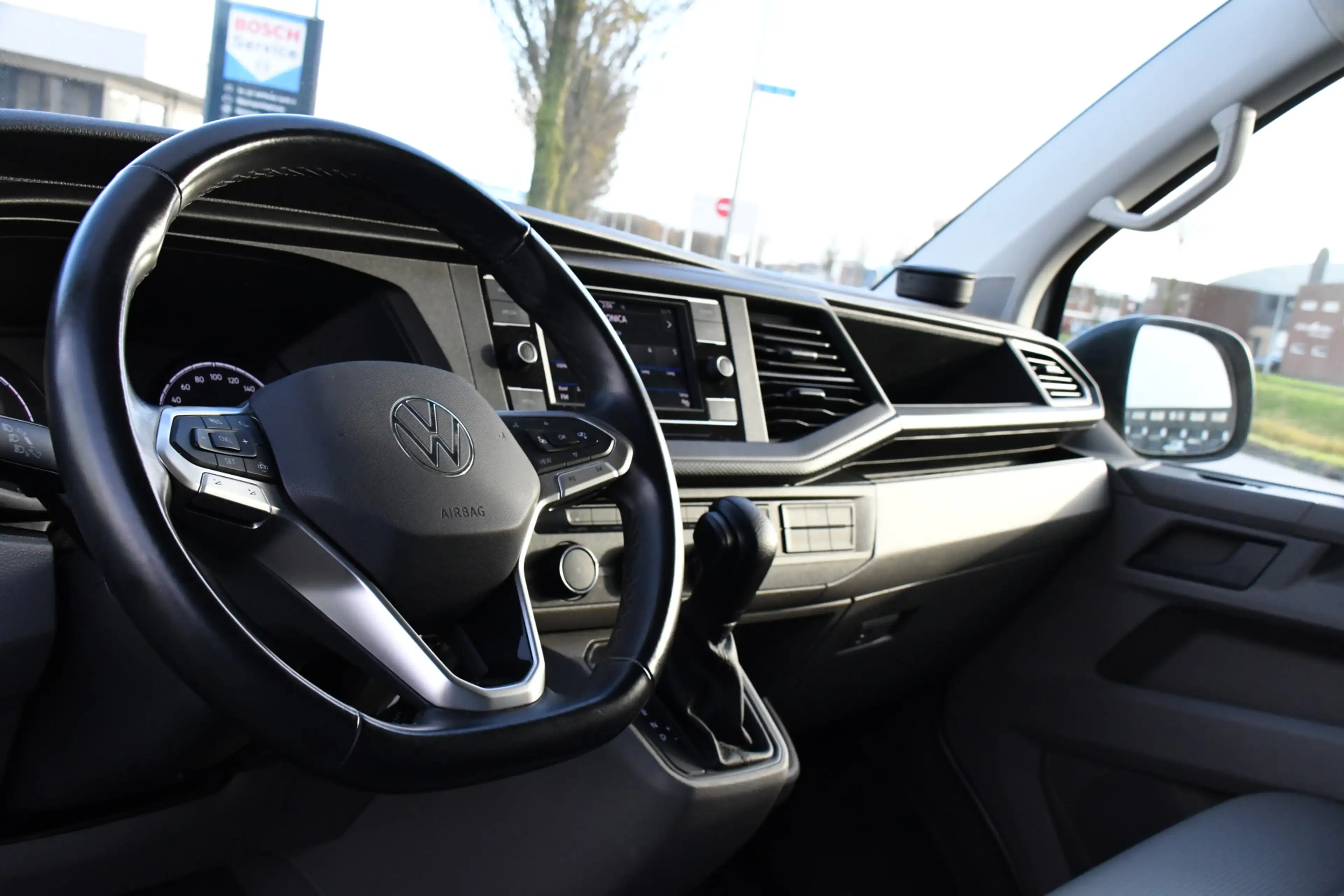Volkswagen T6.1 Transporter 2.0 TDI L2H1 ABT Edition Carplay, Stoelverwarming, — photo 2