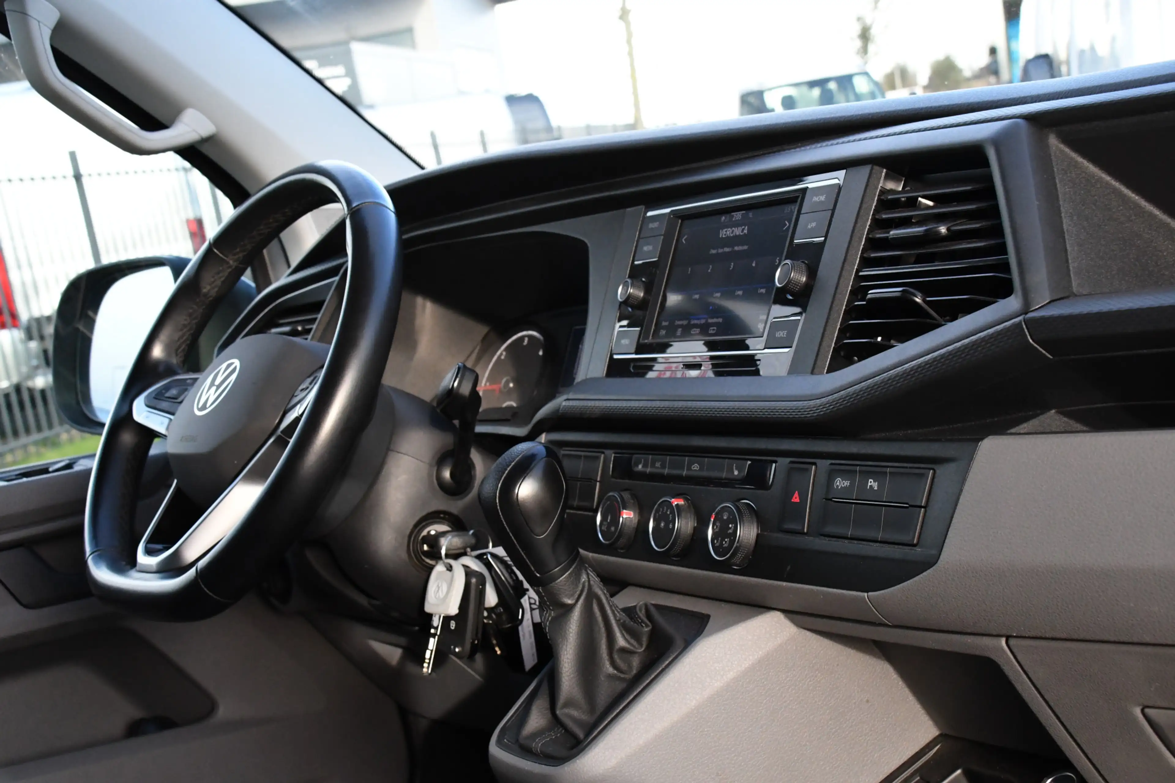 Volkswagen T6.1 Transporter 2.0 TDI L2H1 ABT Edition Carplay, Stoelverwarming, — photo 13
