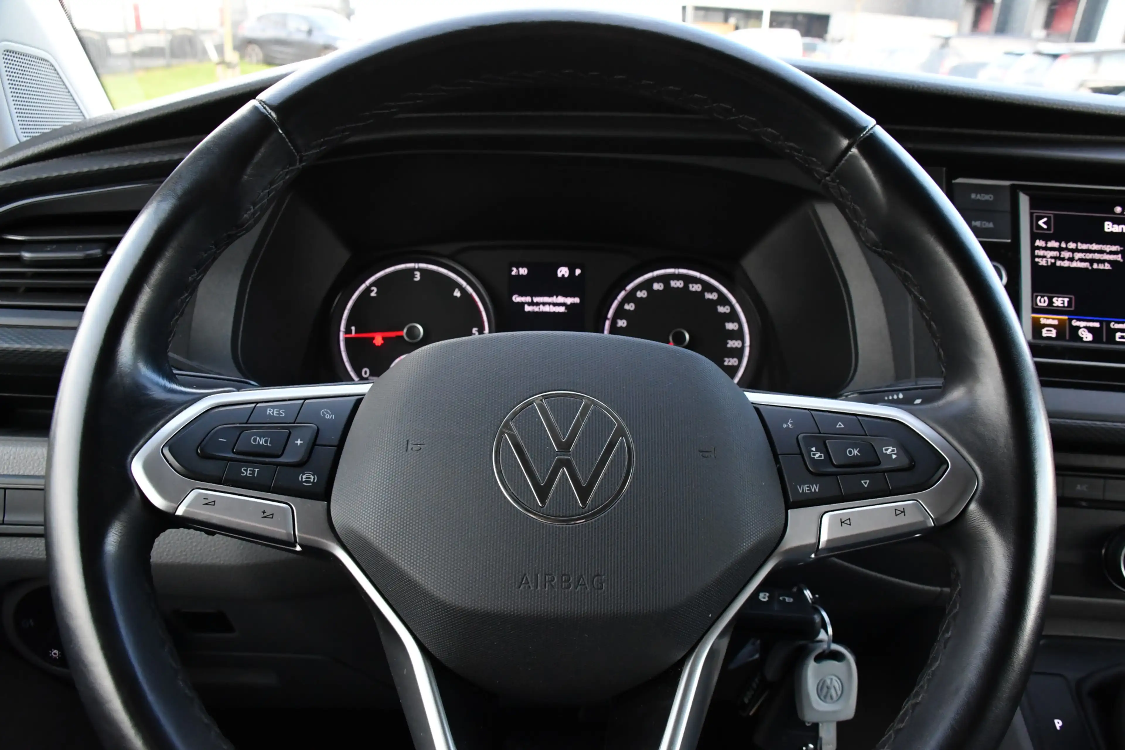 Volkswagen T6.1 Transporter 2.0 TDI L2H1 ABT Edition Carplay, Stoelverwarming, — photo 16