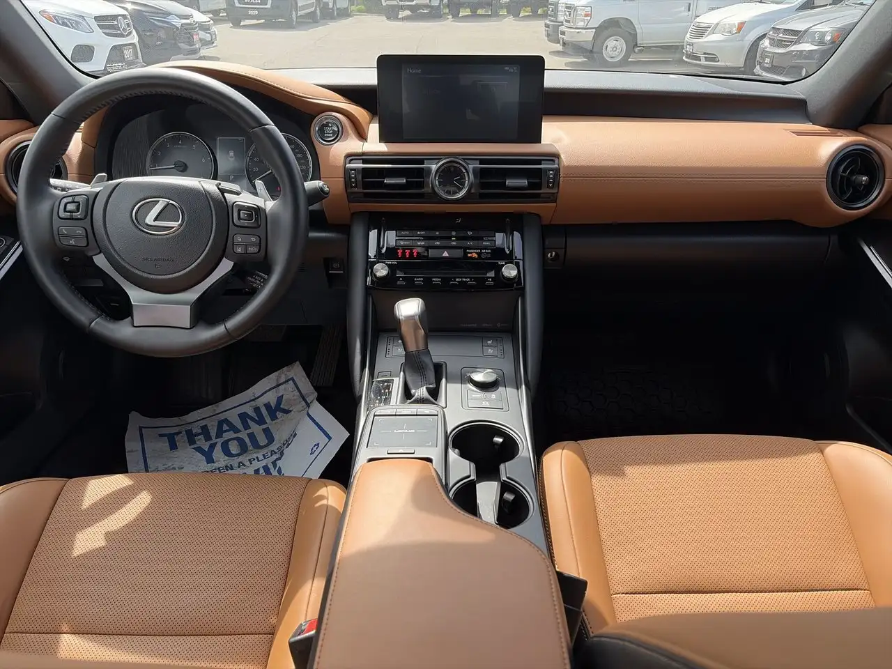 Lexus IS снимка Lexus IS