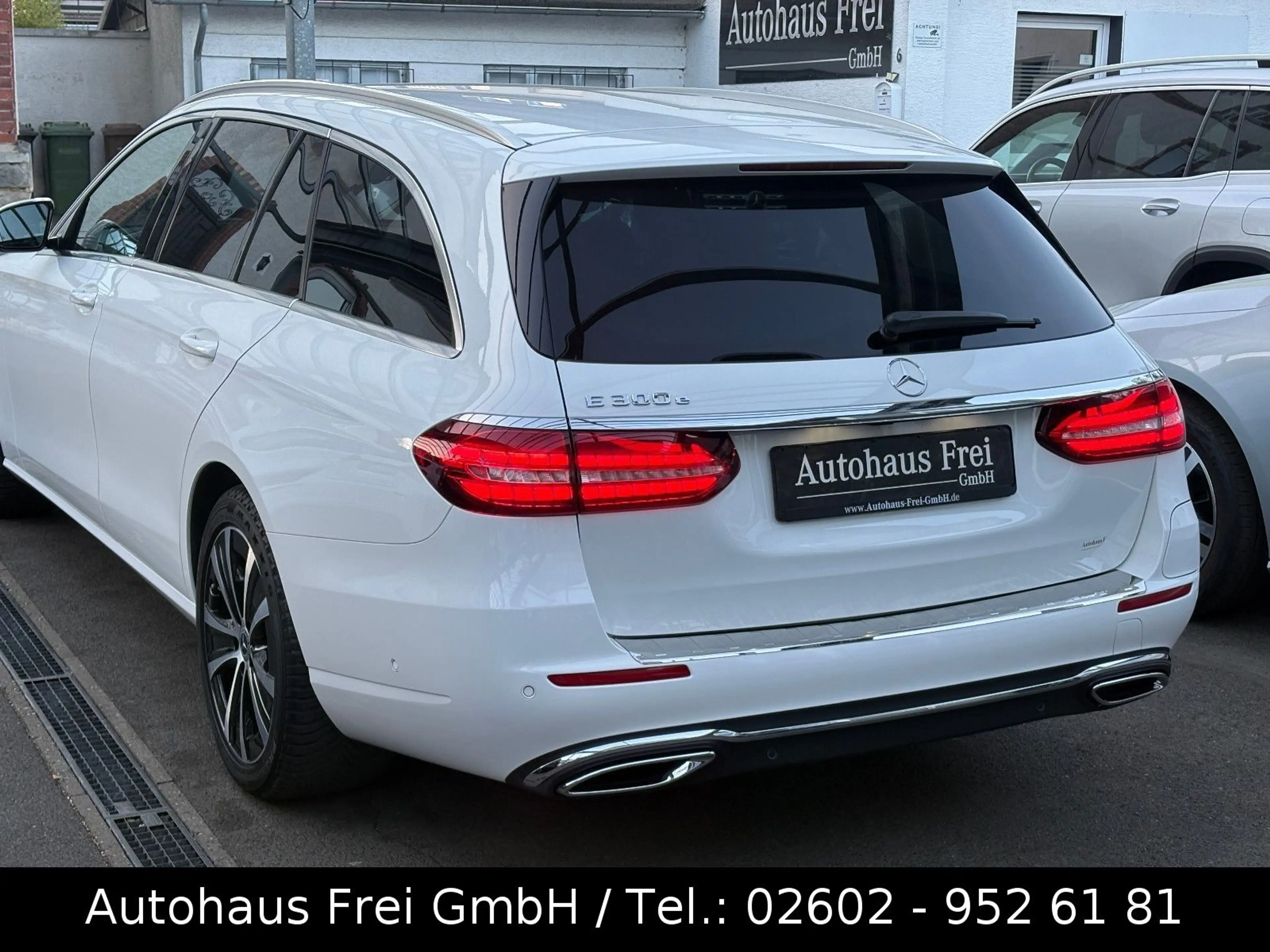 Mercedes-Benz E 300 e T AVANTGADRE*GARANTIE*AHK*WIDSCREEN*2HAN — photo 5