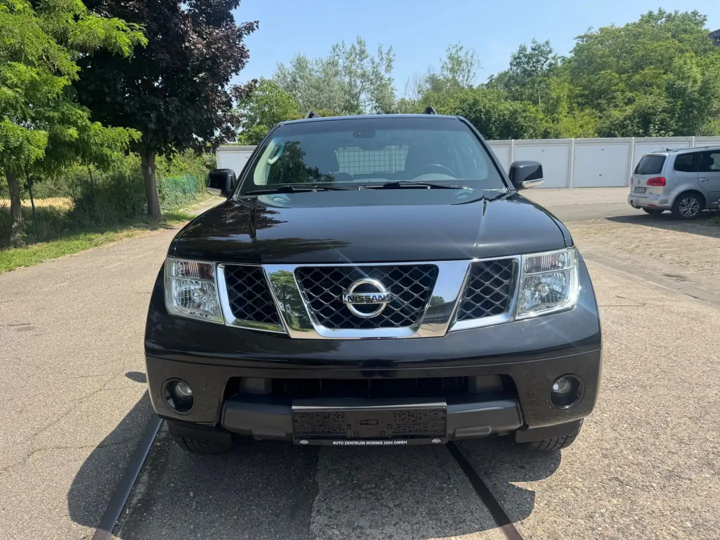 Nissan Pathfinder 2.5 dCi *Automatik*7-Sitzer*R.Kamera* Zwart - 2