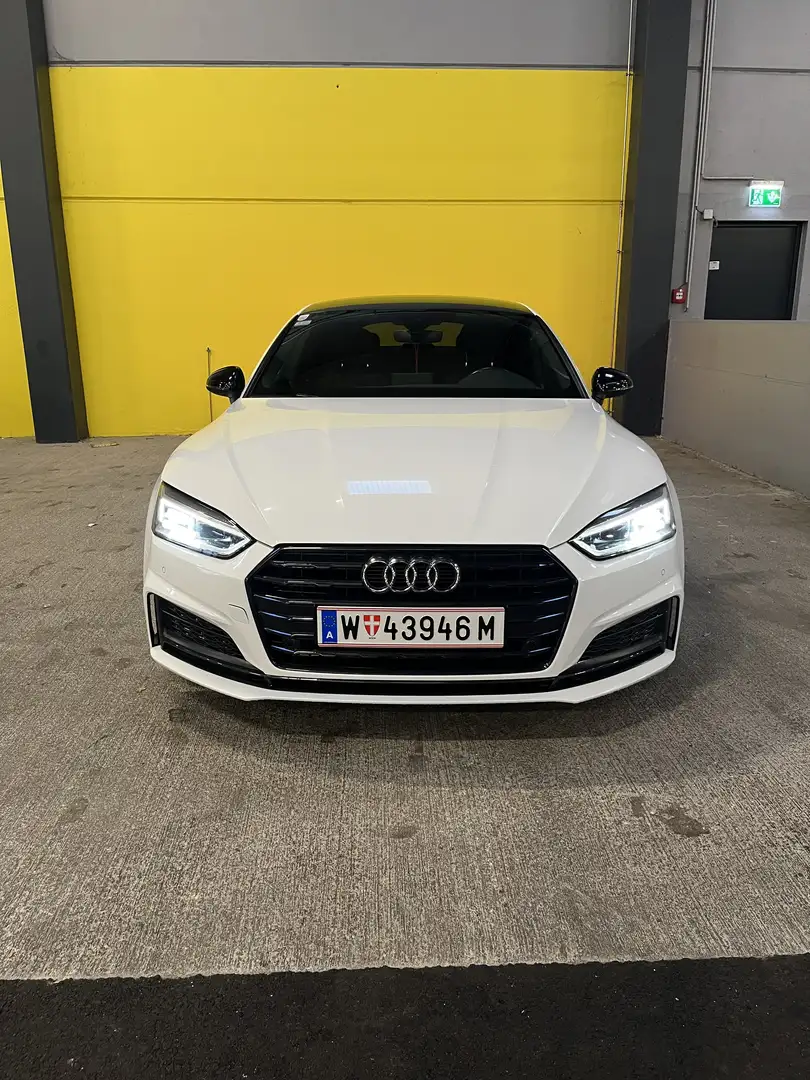 Audi A5 35 TDI S-Line - 1