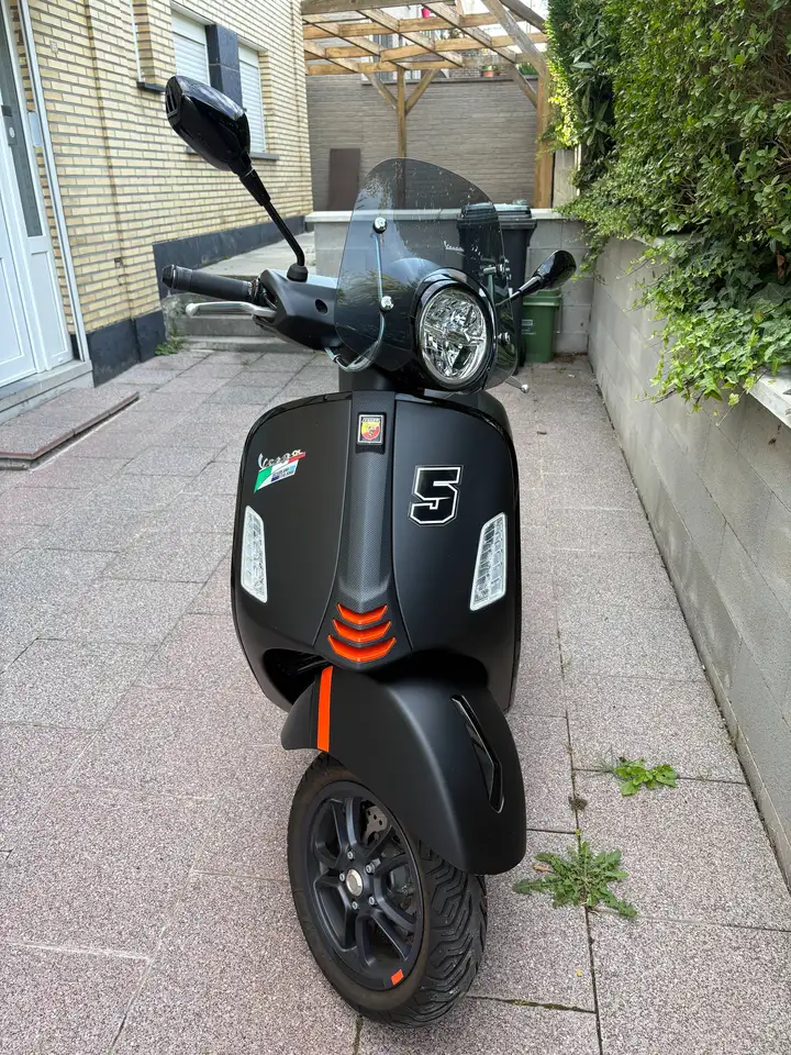 Vespa GTS Super 300