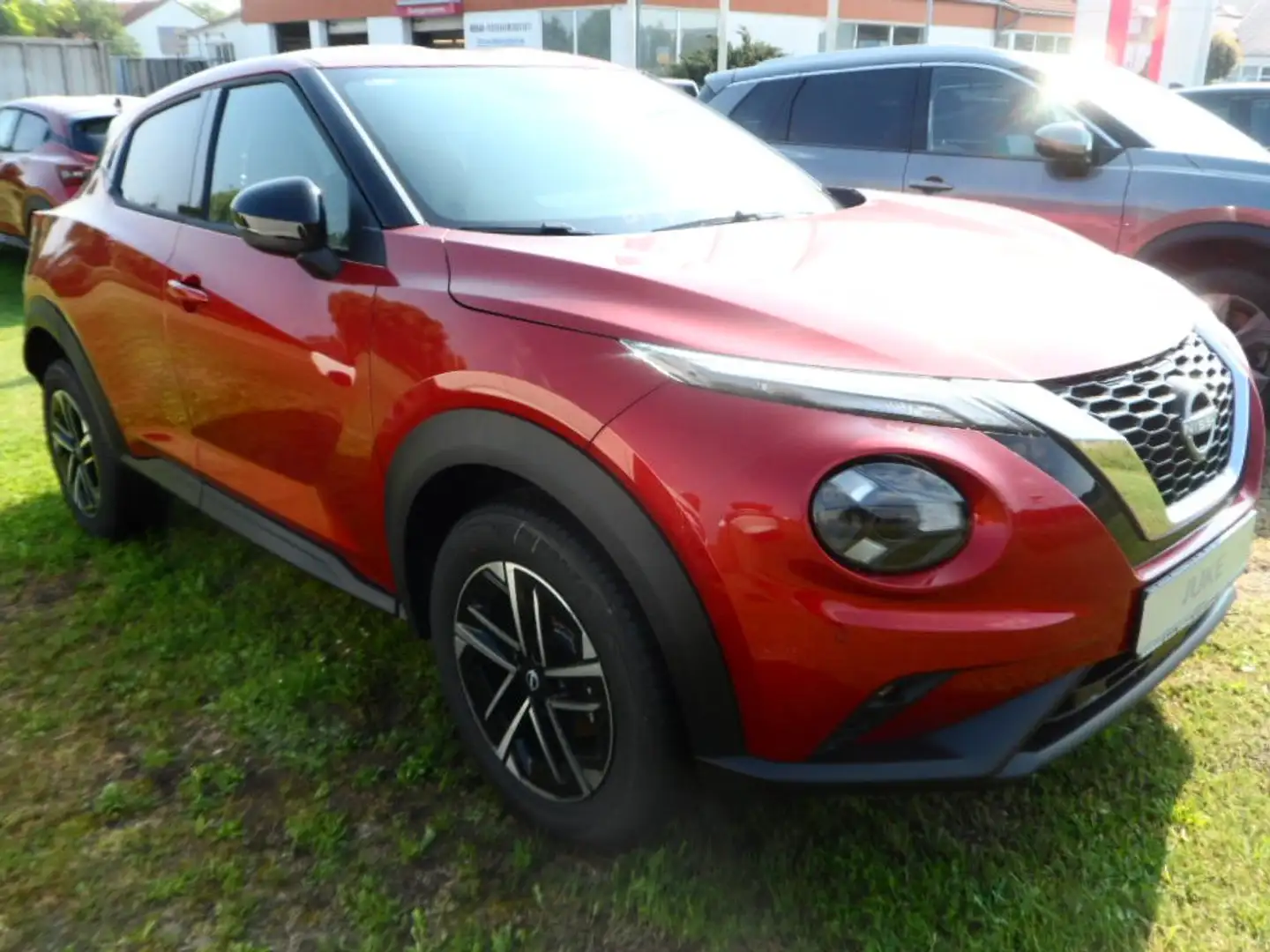 Nissan Juke N-Connecta Winterpaket Rojo - 2