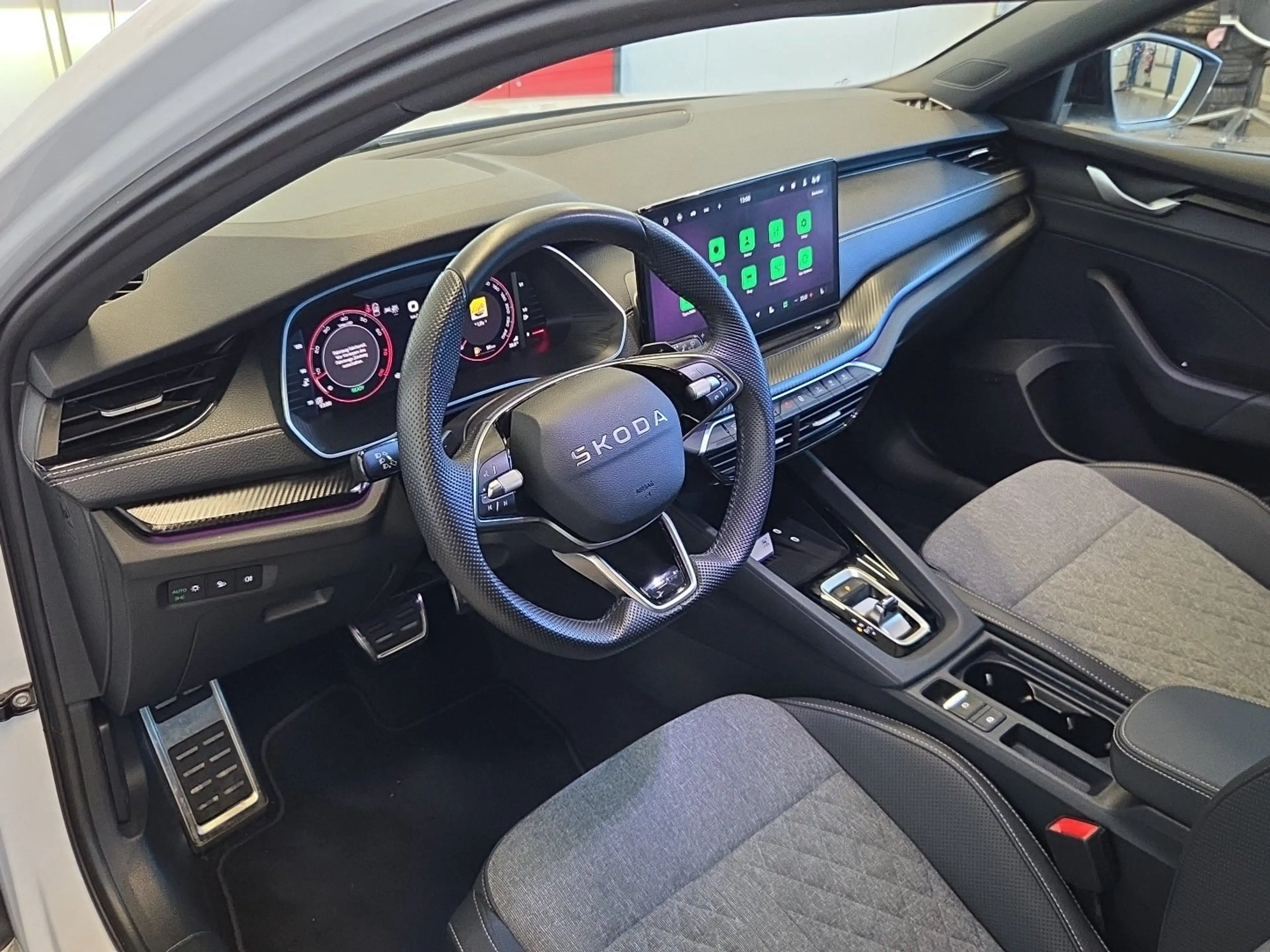 Skoda Octavia Sportline TSI mHEV DSG — photo 8