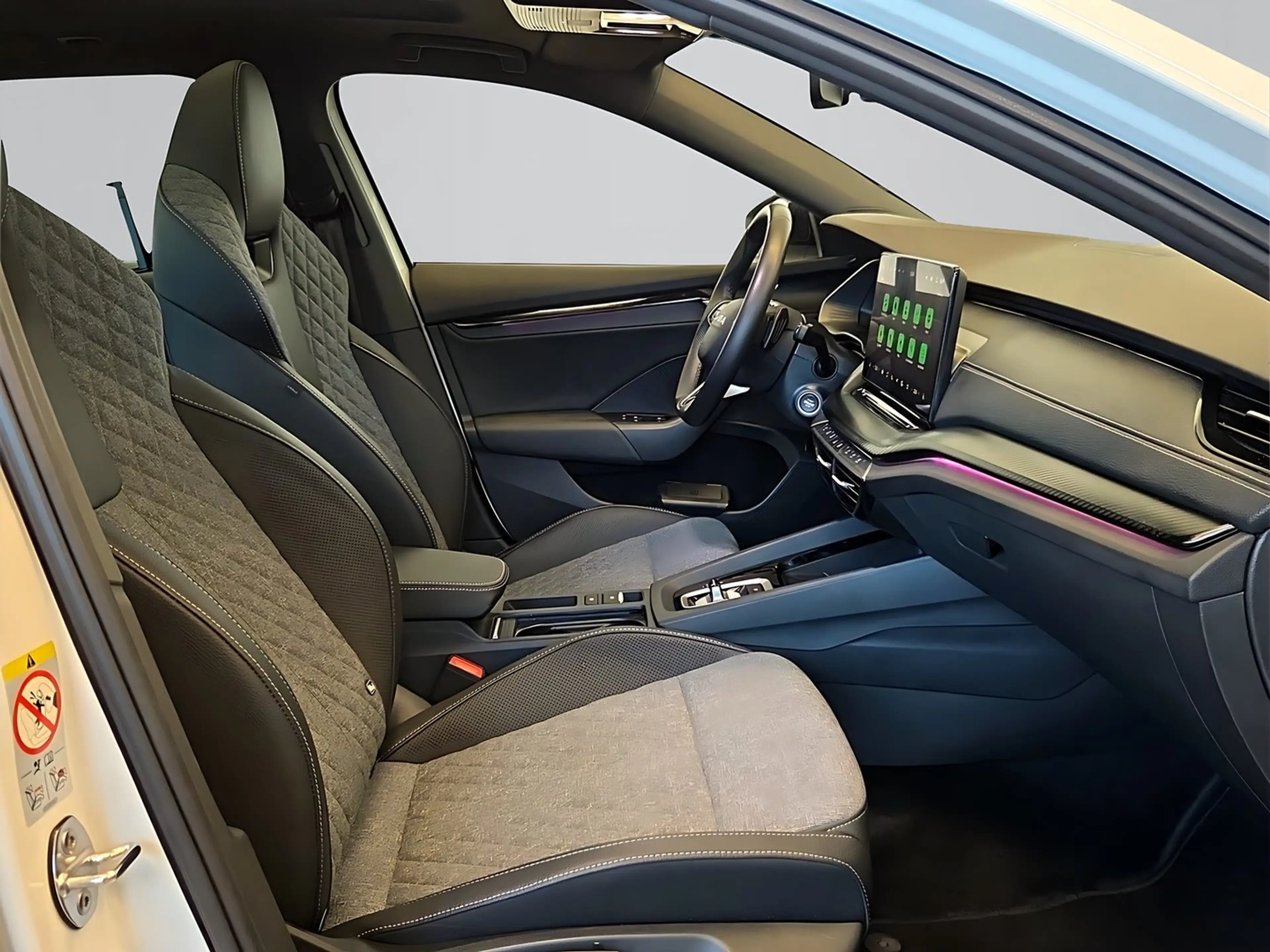 Skoda Octavia Sportline TSI mHEV DSG — photo 11