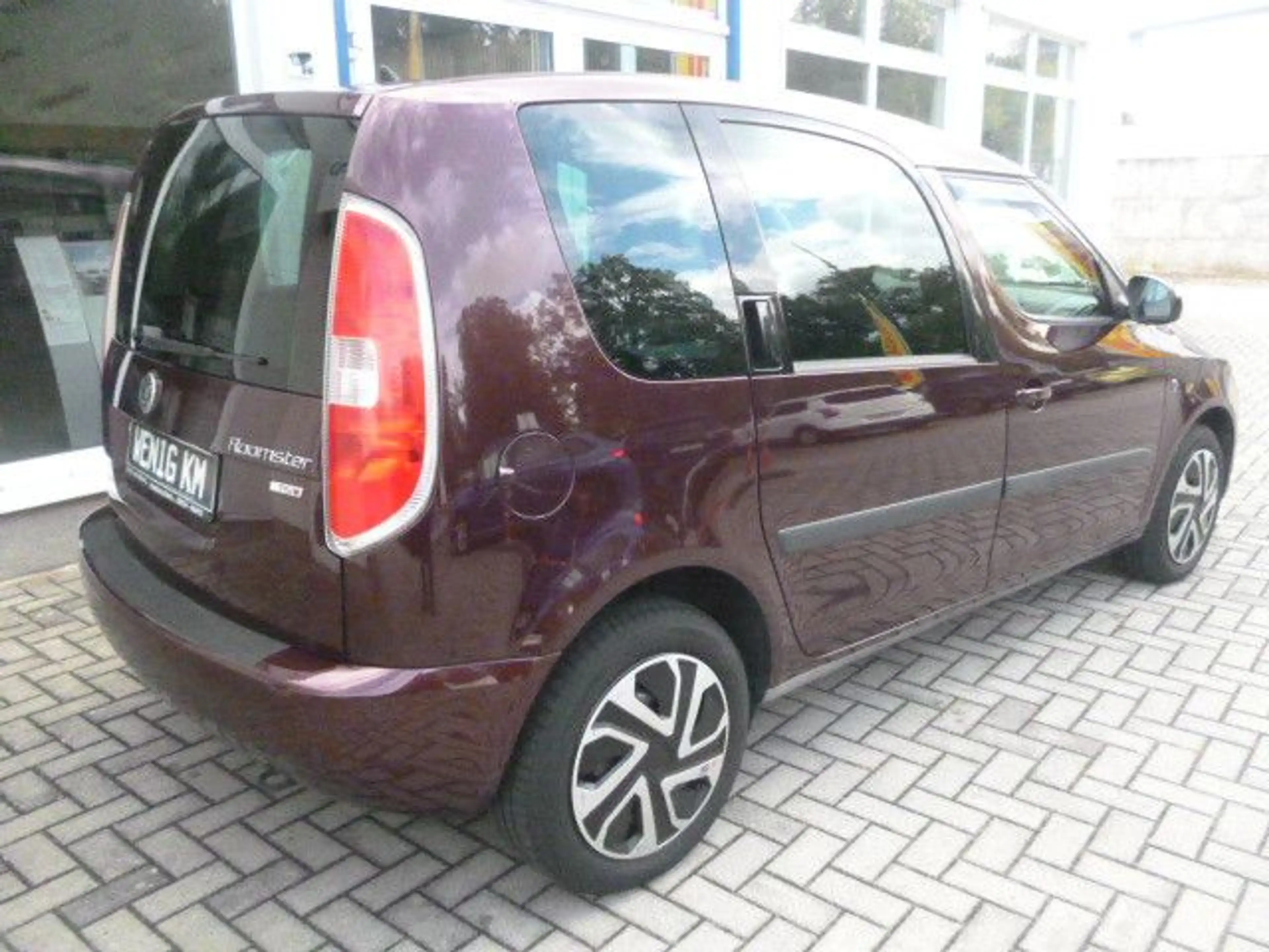 Skoda Roomster 1.2 Comfort Plus — photo 4