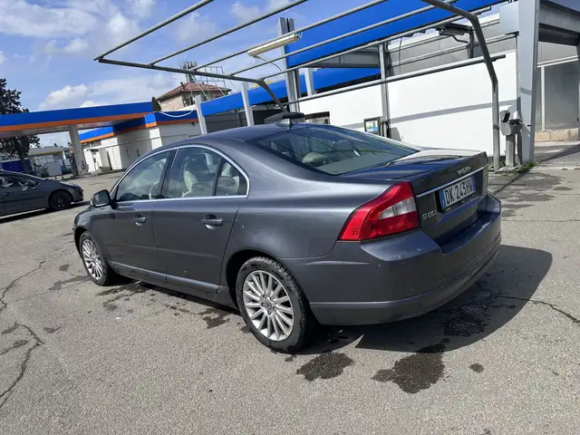Volvo S80