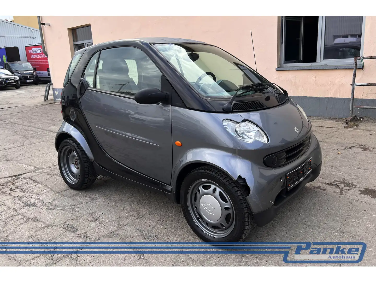smart forTwo Basis 2trg.*HalbAut*Allwetter*11/25TÜV*SW Grau - 2