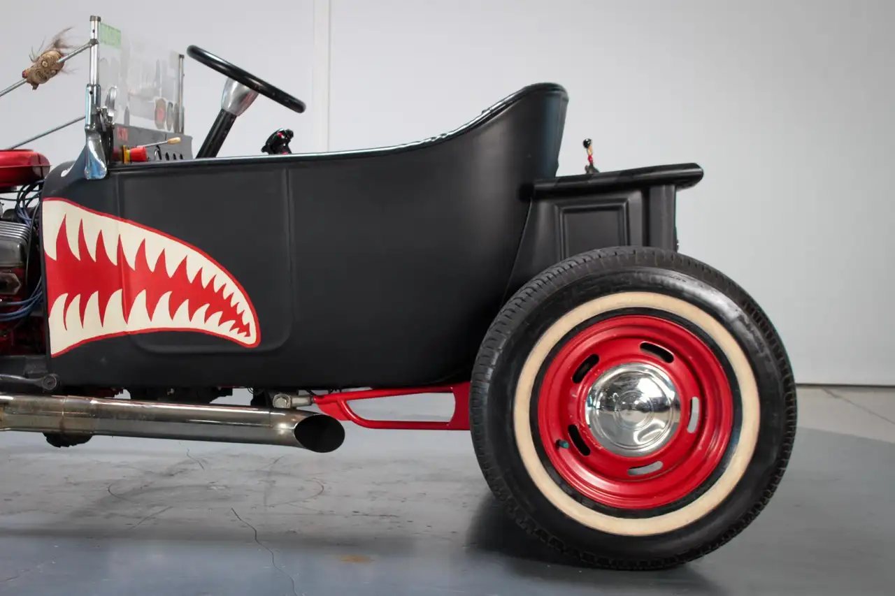Ford T-Bucket Hot Rod, foto 12