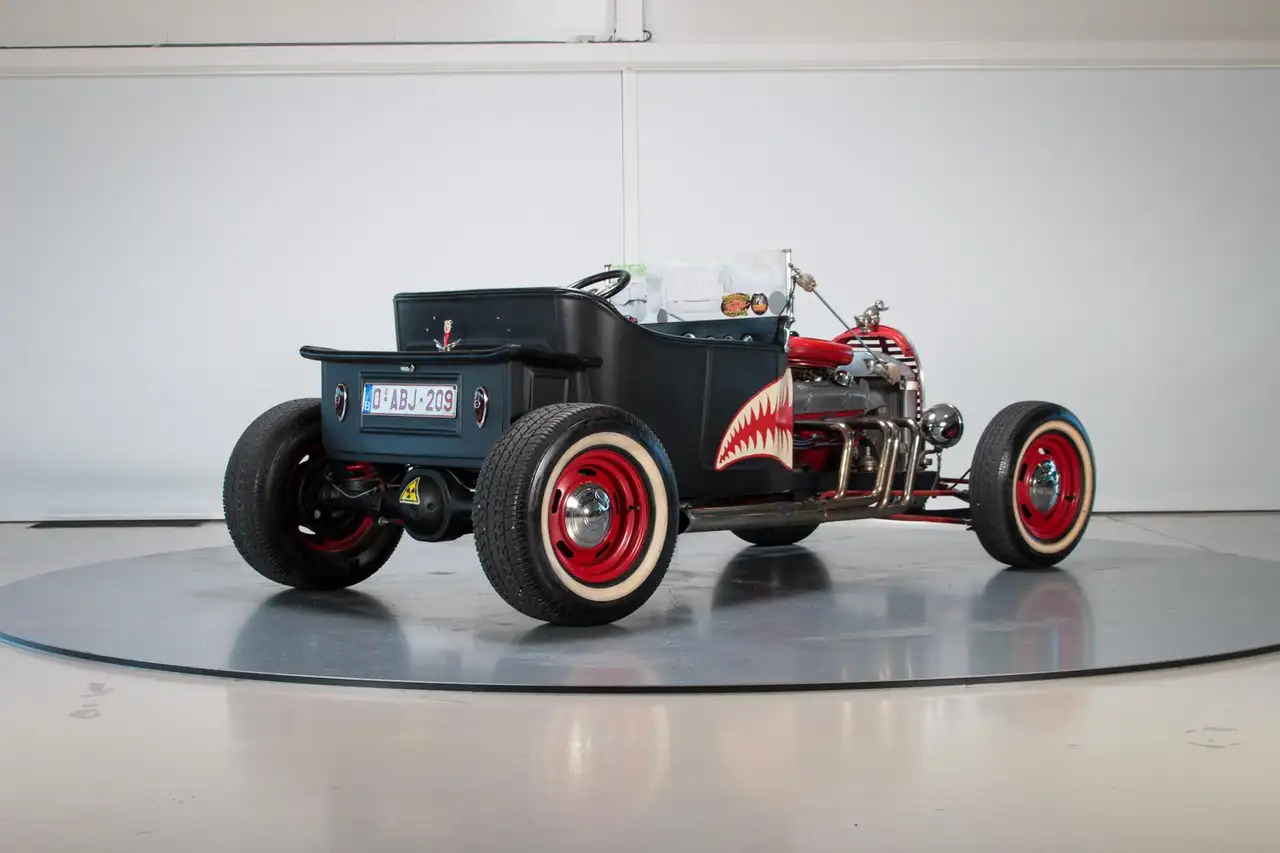 Ford T-Bucket Hot Rod, foto 7