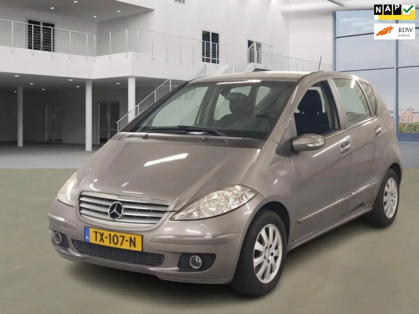 Mercedes-Benz A 170 Classic Grijs - 1