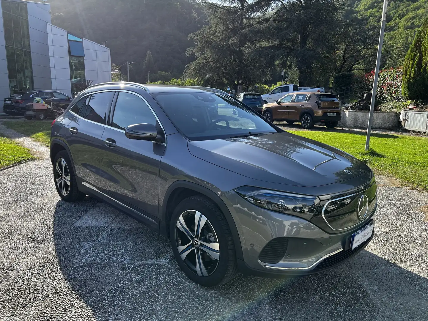 Mercedes-Benz EQA 350 4Matic Sport Grigio - 1