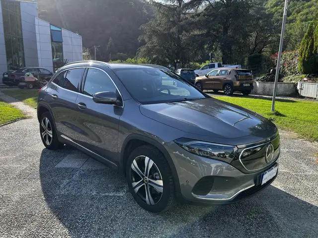 Mercedes-Benz EQA 350 4Matic Sport