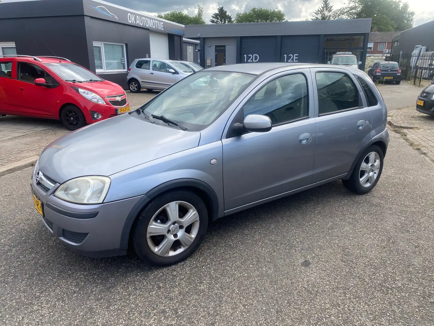 Opel Corsa Corsa 1.2-16V Maxx Zilver - 2