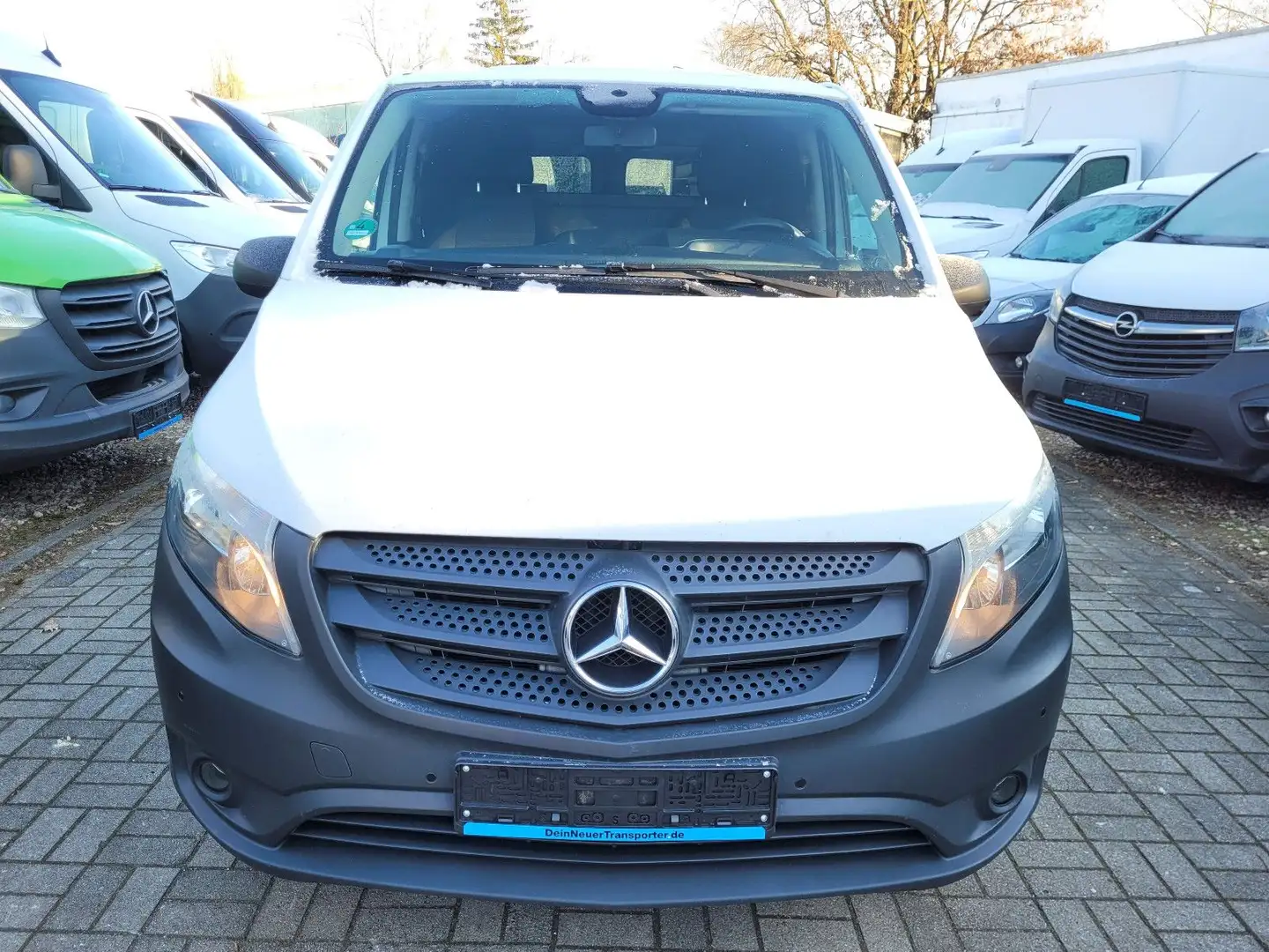 Mercedes-Benz Vito 116 CDI LANG|1HD|BOTT REGALE|AC|NAVI|KAMERA Weiß - 2