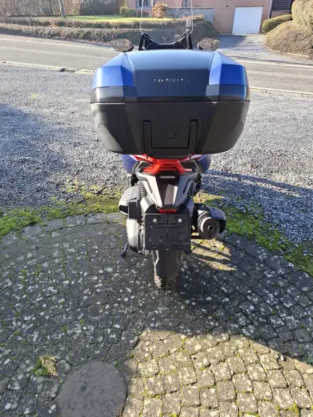 Honda Forza 350 - foto 8