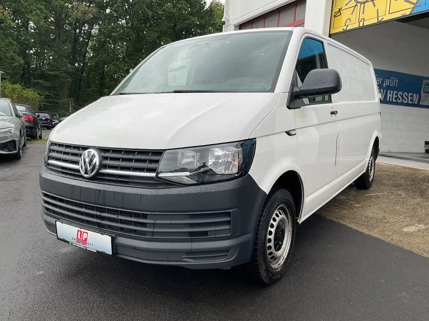 Volkswagen T6 Transporter Kombi Kasten lang klima AHK Euro6 Weiß - 1