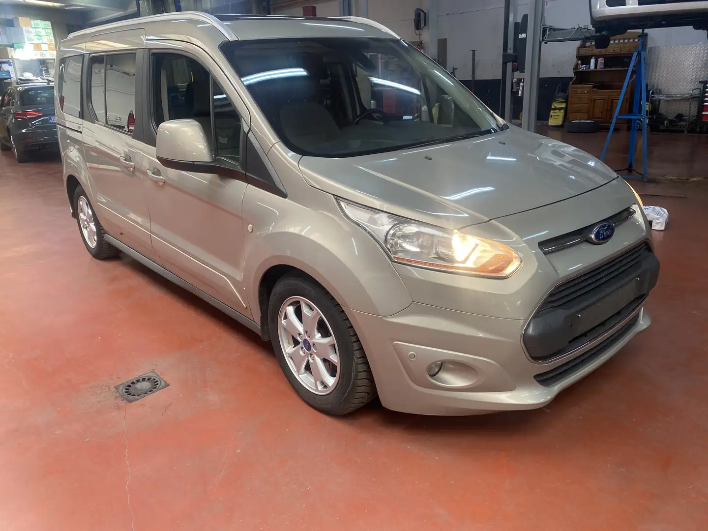 Ford Tourneo Connect 1.6 EcoBoost…7place…problem gearbox…export Beige - 2