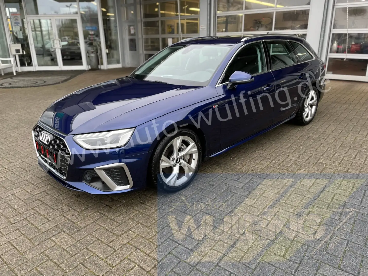 Audi A4 Avant 40TFSI Mild-Hybrid S-Line S-Tronic ACC Bleu - 1