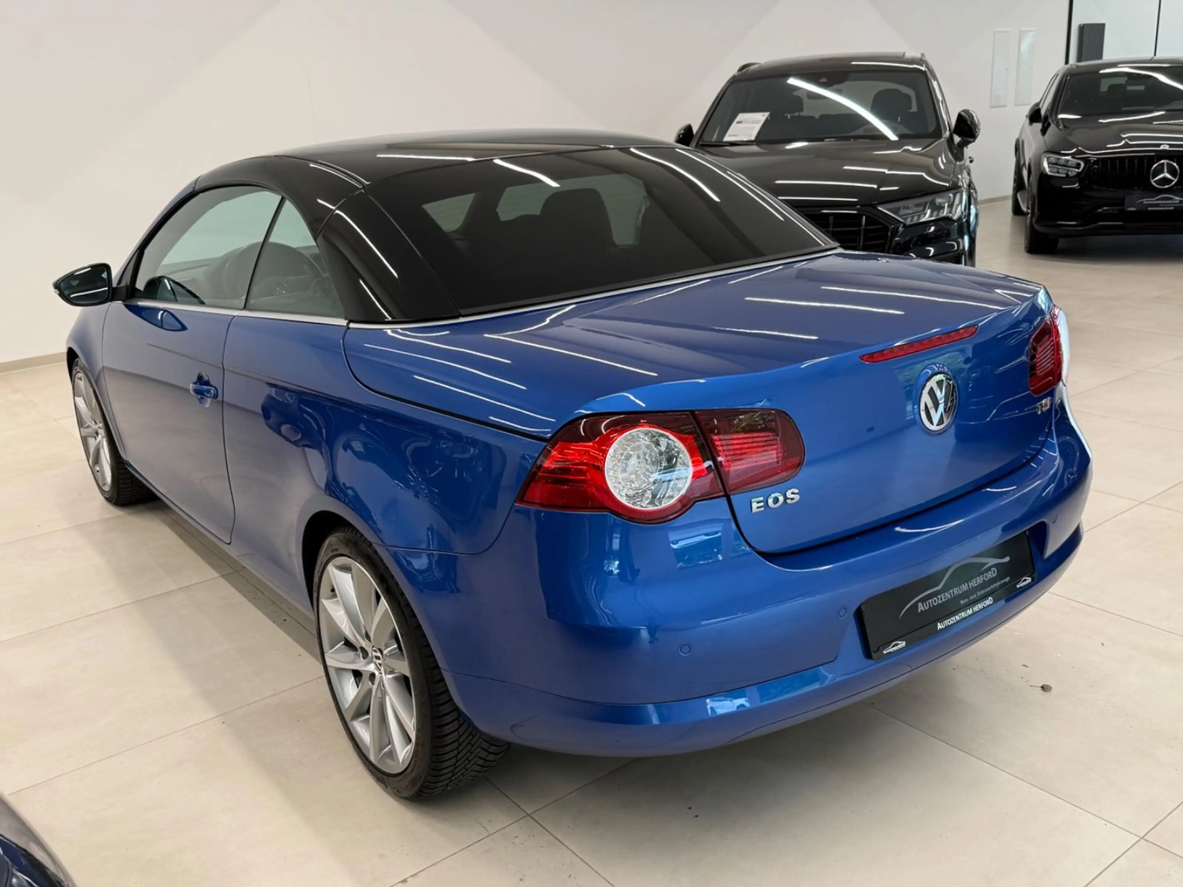 Volkswagen Eos 1.4 TSI Cabrio 1 Hand Schiebedach Leder SHZ — photo 6