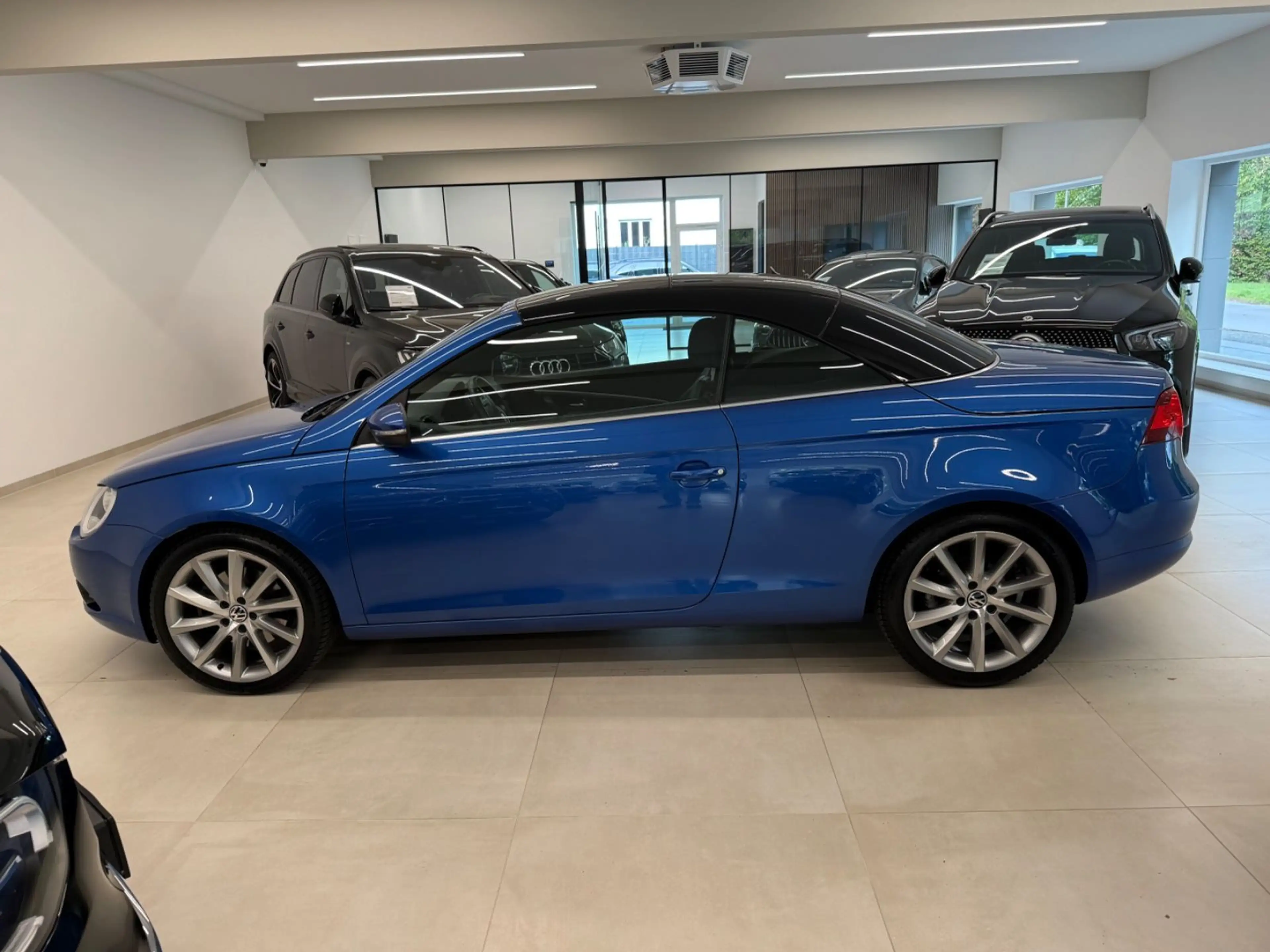 Volkswagen Eos 1.4 TSI Cabrio 1 Hand Schiebedach Leder SHZ — photo 5