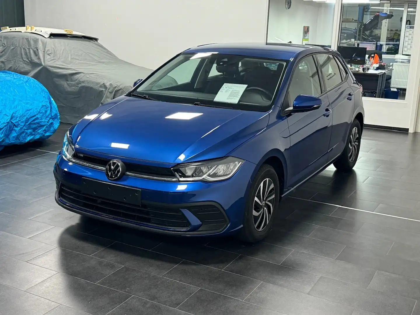 Volkswagen Polo 1.0 TSI Life, PDC, Kamera,  Alu, Klima,CarPlay Blau - 1