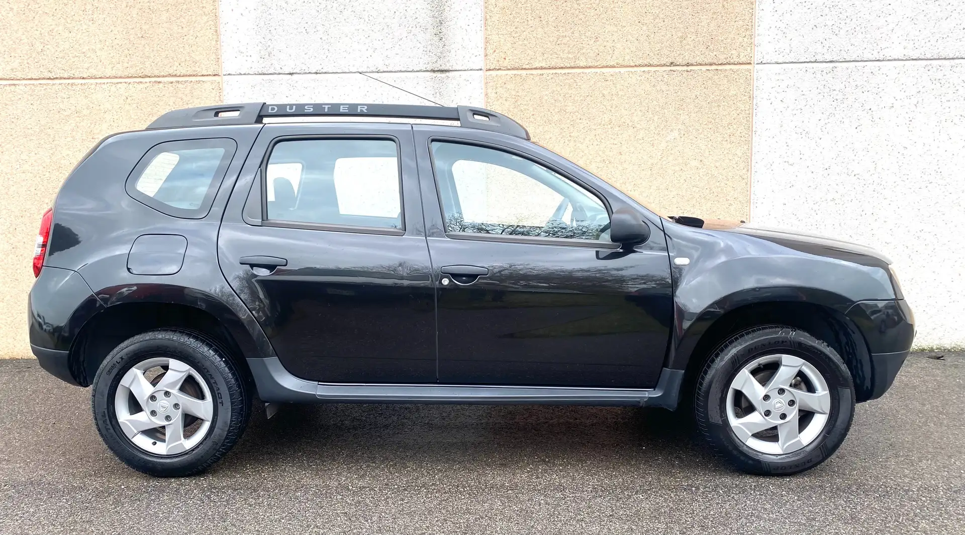 Dacia Duster Duster 1.6 Ambiance Family Gpl 4x2 s Schwarz - 2