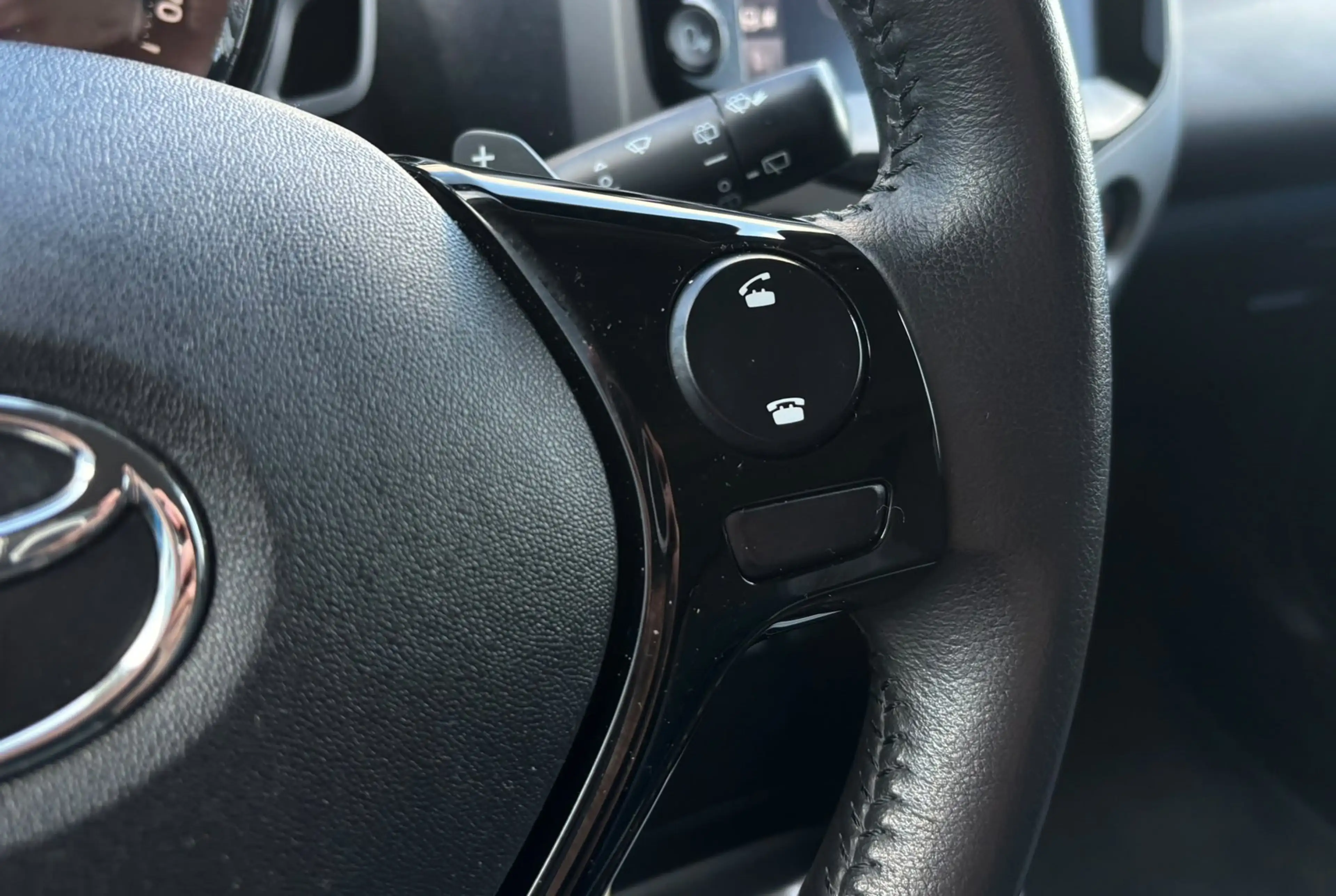 Toyota Aygo 1.0 VVT-i x-joy / Carplay / Camera — photo 14