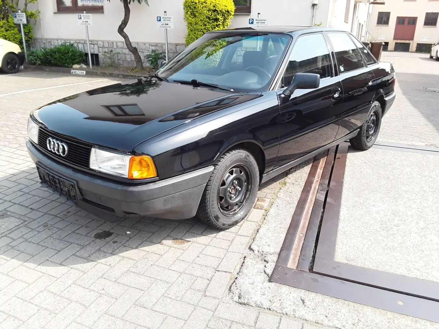 Audi 80 Neuer  lack, Schiebedach, Servo Czerwony - 2