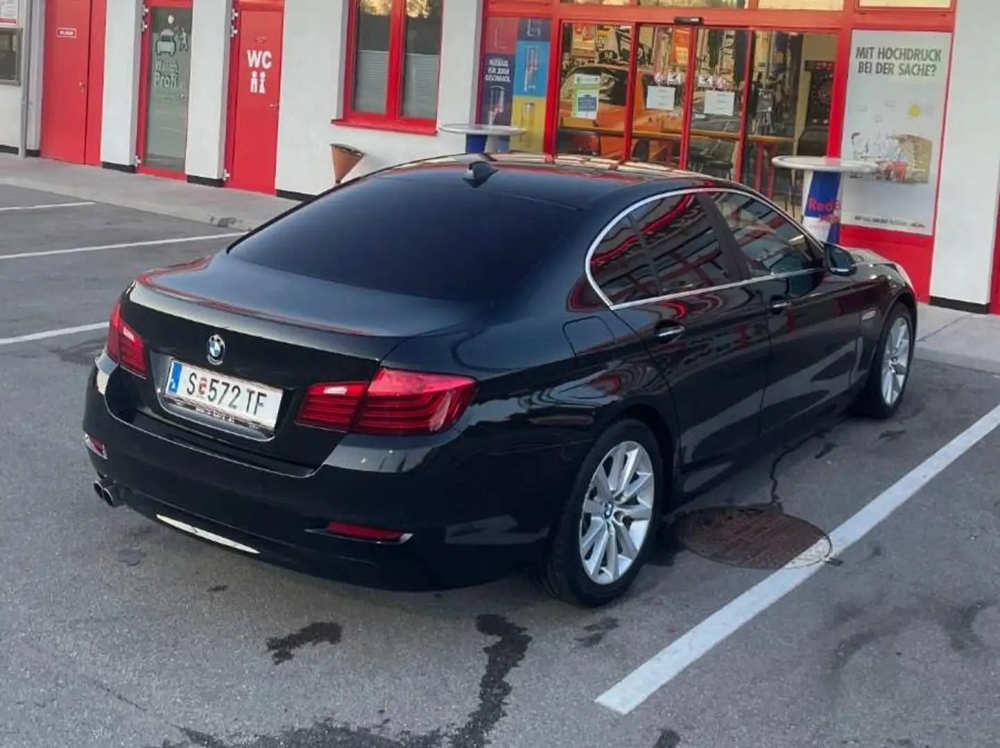 BMW 520 520d Österreich-Paket Aut. Österreich-Paket Schwarz - 2